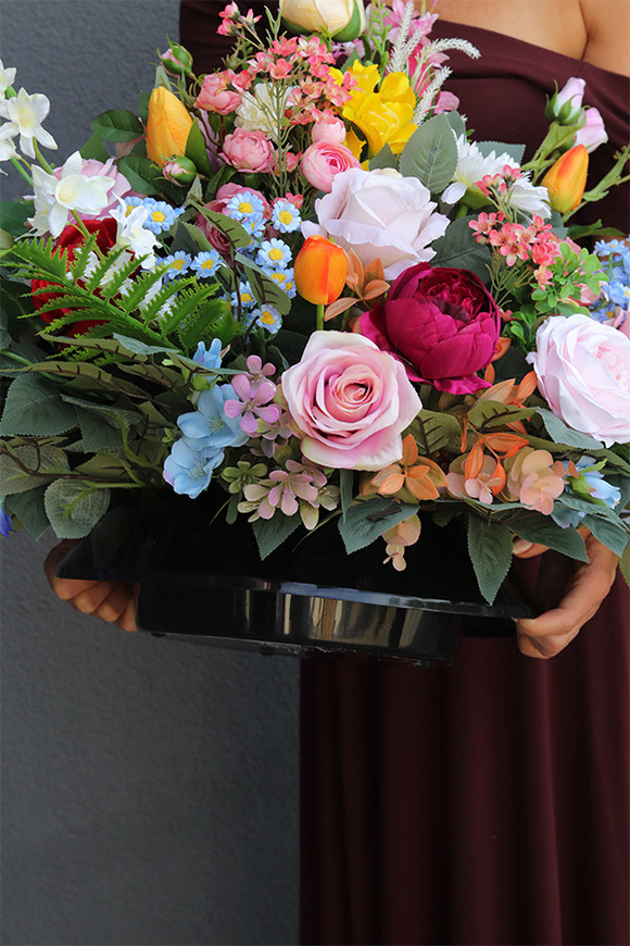 Kolores, kompozycja nagrobna w naczyniu