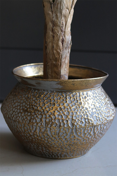 Bananowiec Eduardo, sztuczna roślina w donicy