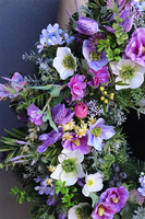 Fioletera, duży wianek na drzwi