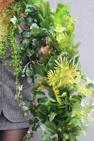 Lesotho Jungle, girlanda z zielonych zwisających pędów