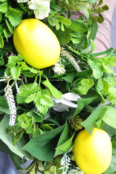 Cytryny, zielona girlanda dekoracyjna z owocami