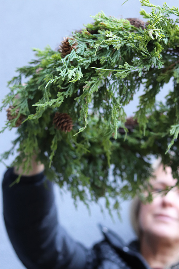 Tuja Natural, zimowy wianek zielony sufitowy