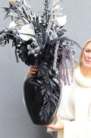 Karnawał w Wenecji, zimowa kompozycja w wazonie	