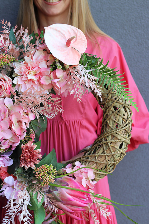 Pink Gloss, wianek na drzwi z anturium