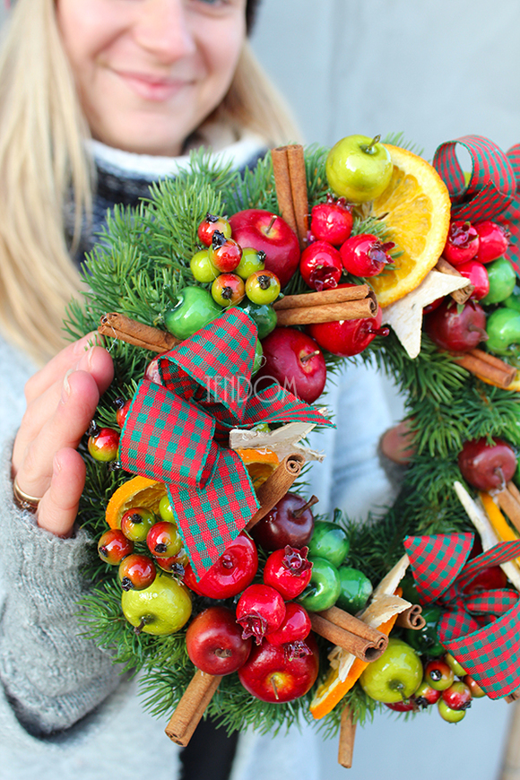 Domowe Święta wianek / stroik dekoracyjny, śr.28cm