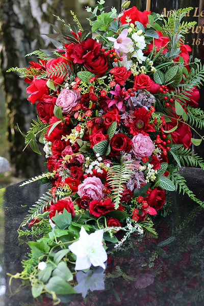 kompozycja / wiązanka nagrobna, Czerwona Nadzieja, dł.95cm 
