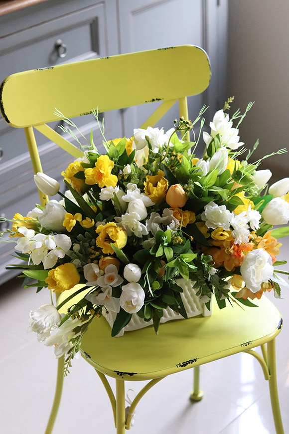 Amira Classic, wiosenna dekoracja kwiatowa, wys.37cm  