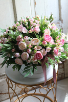 bogaty flowerbox z różami, Różana Kraina, wys.40cm