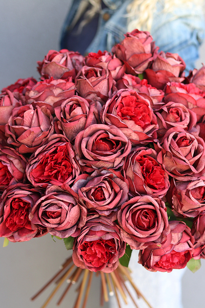 bukiet 41 bordowych róż, Rolania Bordo, dł.65cm