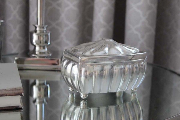 OD RĘKI cukiernica posrebrzana Monaco