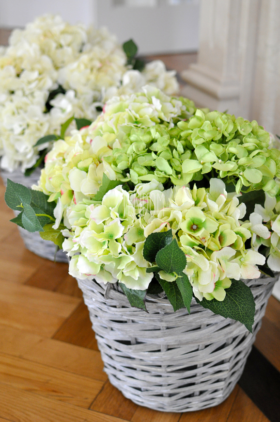 bogaty kosz z kremowymi hortensjami Provance 48x48cm  