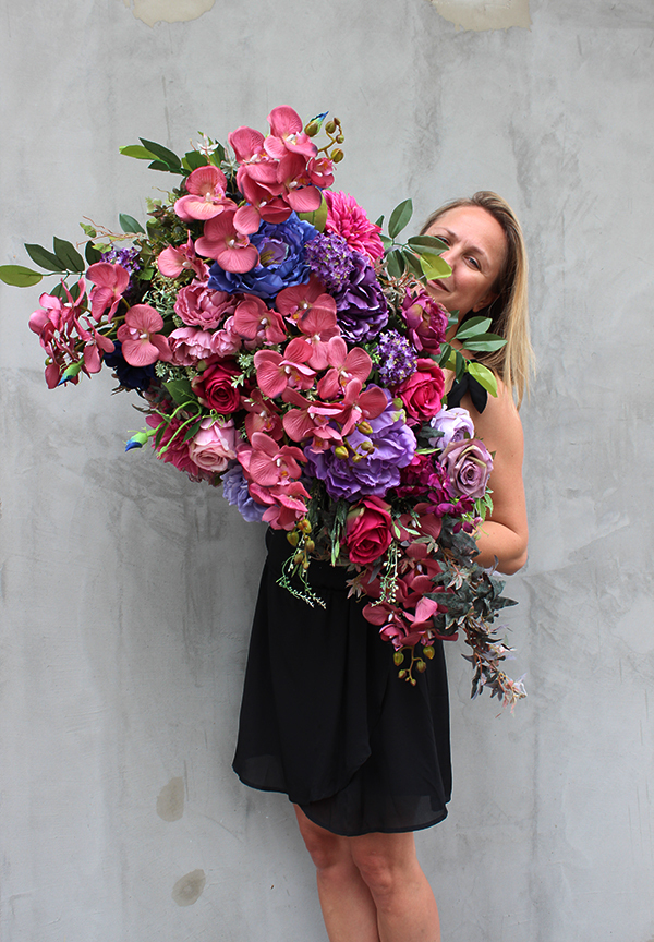 Mystery Pink wiązanka / dekoracja nagrobna, wym.88cm