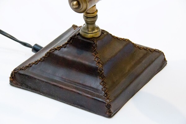 Bruce, ekskluzywna mosiężno - skórzana lampa na biurko, wym.32x15x43cm