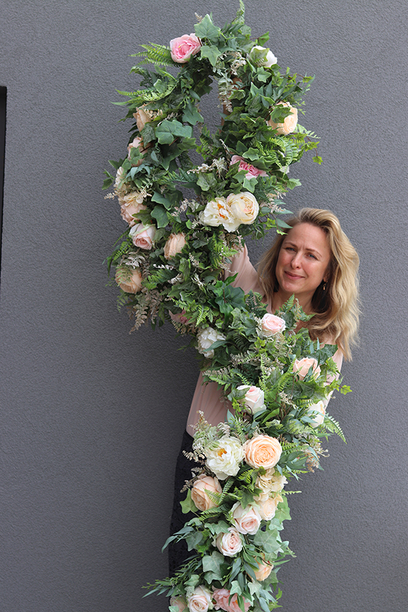 girlanda z wysokiej jakości sztucznych kwiatów, Eligia Grey, dł.300cm 