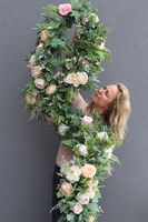 girlanda z wysokiej jakości sztucznych kwiatów, Eligia Grey, dł.300cm 