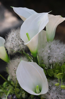 kompozycja / bukiet pogrzebowy w białym naczyniu, White Angels, wys.70cm 