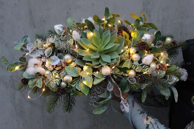 bożonarodzeniowy stroik / kompozycja Sukulent, wys.20x42x25cm 