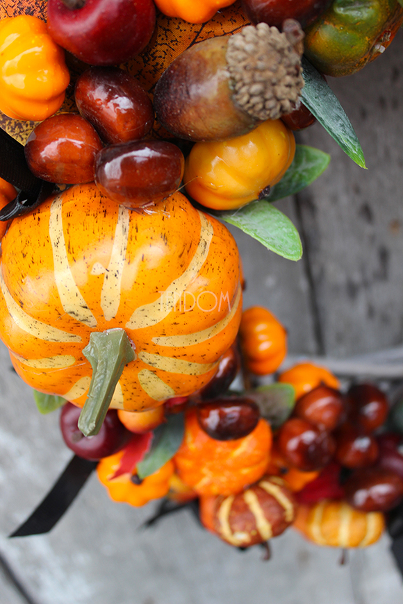 efektowny wianek Jesienne Dynie z Chilli, śr.33cm 