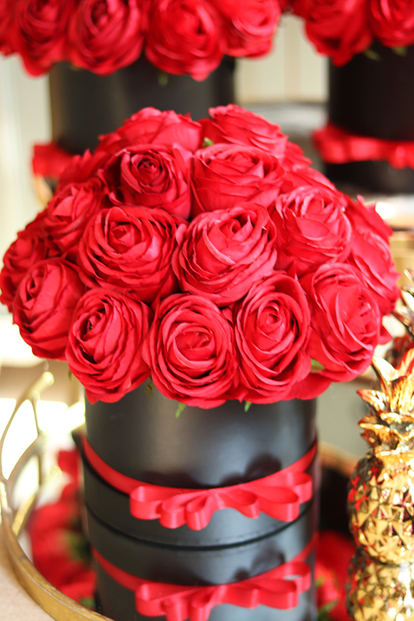 box Walenty 2, elegancka kompozycja kwiatowa na prezent, wys.30cm