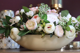 Laos Berenika, dekoracja kwiatowa w białym naczyniu, wym.21x47cm