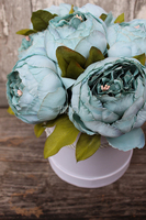 kompozycja kwiatowa / bukiet Flowerbox Blękitna Piwonia wys.22cm