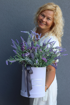 Lawendowy Velvet, welurowy flowerbox z lawendą, wys.50cm 
