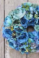 Błękit Nieba, mięsisty wianek na drzwi, śr.36cm