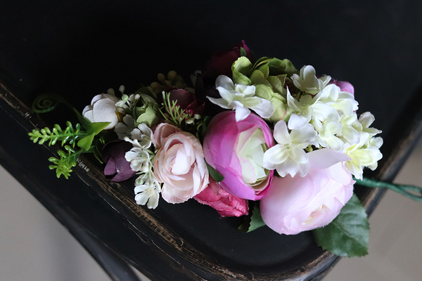 Ismena, mini dekoracja kwiatowa / jednostronny bukiecik, dł.22cm