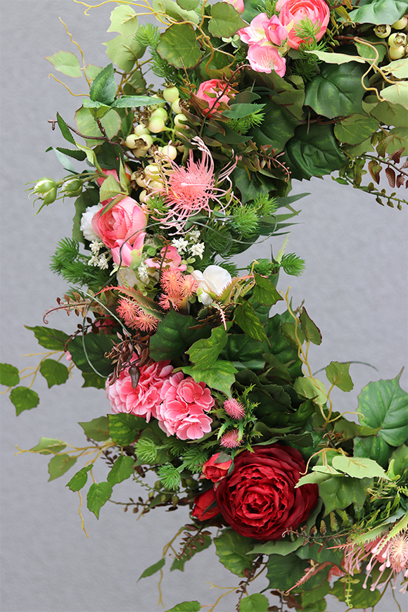 bardzo duży kwiatowy wianek, Montana, śr. 65cm