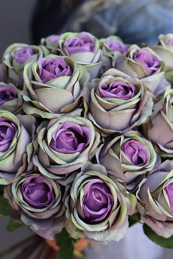 bukiet 19 fioletowych róż, Rolania Violet, dł.60cm