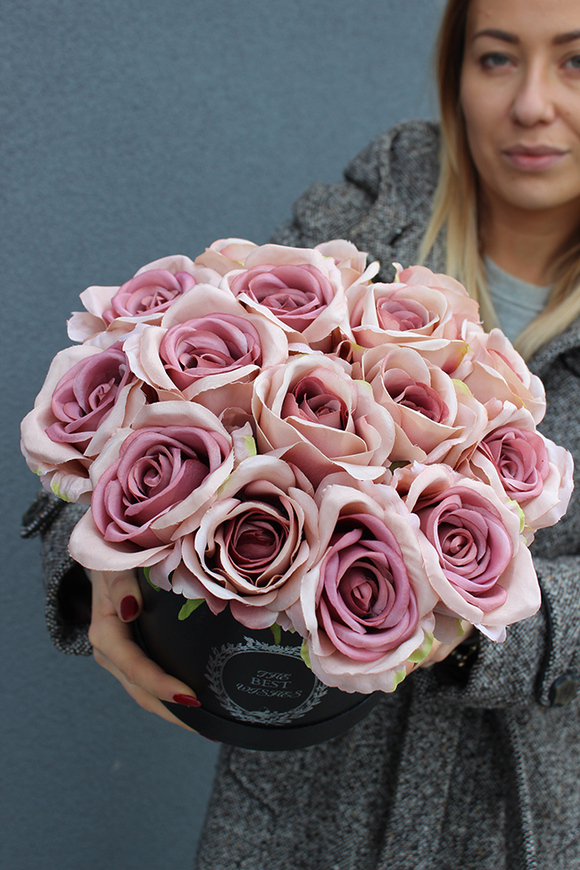 Decorato, elegancki flowerbox / kompozycja kwiatowa / bukiet, wys.28cm