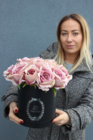 Decorato, elegancki flowerbox / kompozycja kwiatowa / bukiet, wys.28cm