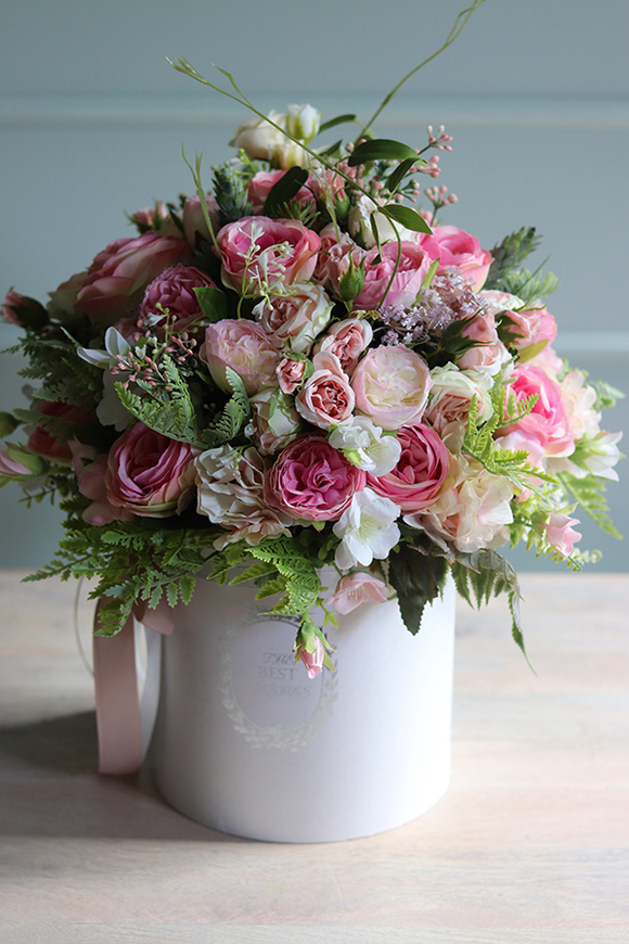 Refita, biały flowerbox z kolorowymi kwiatami, wys.40cm