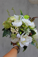 bukiet kwiatów Biała Teresa, wys.34cm