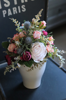 Carmen Canoe Glamour, kompozycja kwiatowa w stylowej donicy, wys.35cm