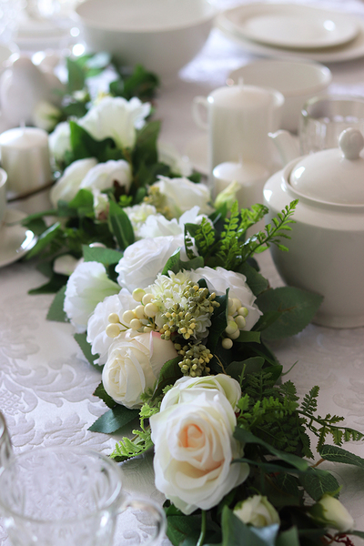 girlanda z wysokiej jakości białych i kremowych kwiatów, Przyjęcie Komunijne dł.120cm 