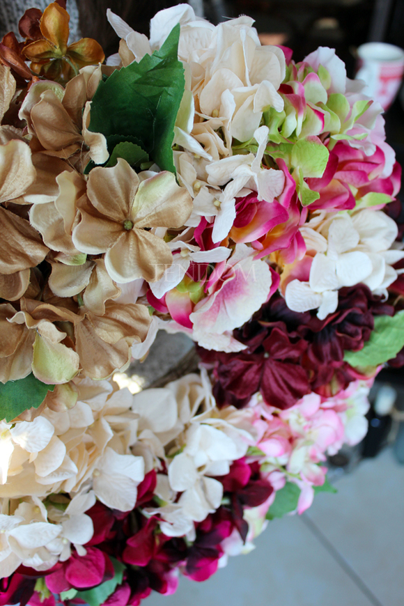 Wielobarwna Hortensja wianek na drzwi, śr.45cm 