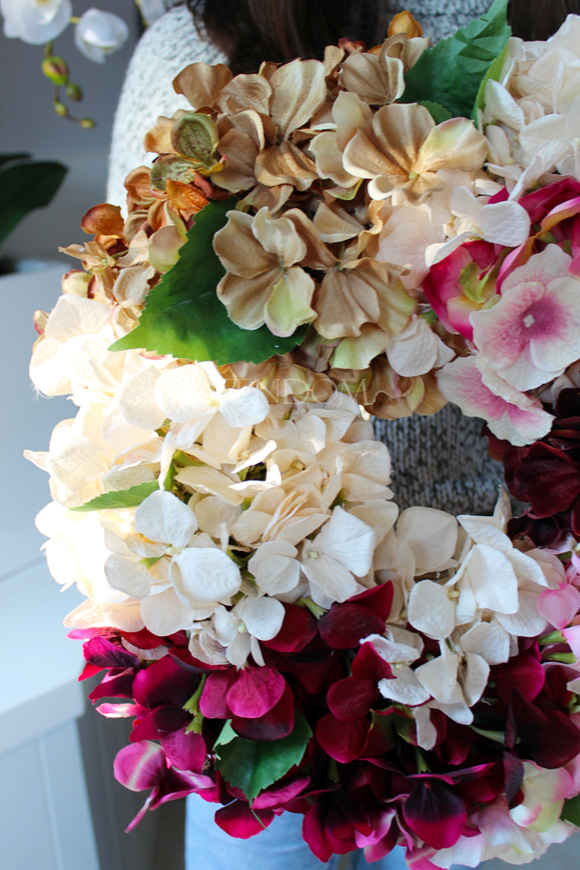 Wielobarwna Hortensja wianek na drzwi, śr.45cm 