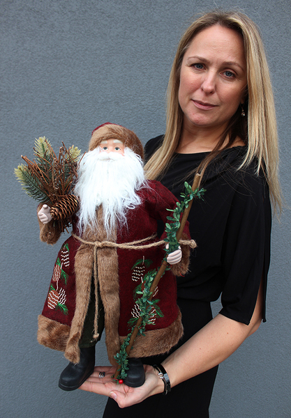 figurka/miękki stojący Mikołaj z gałązkami świerku wys.50cm 
