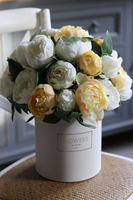 bogaty flowerbox z peoniami, Peonies Gold, wys.40cm