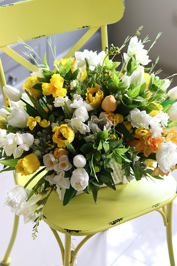 Amira Classic, wiosenna dekoracja kwiatowa, wys.37cm  