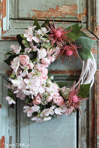 Blendina, elegancki wianek na wiosnę, śr.30cm 