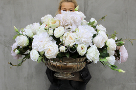 Cremona kompozycja kwiatowa w cynowanym ekskluzywnym naczyniu, dł.85cm, wys.48cm