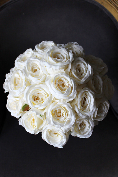 kompozycja kwiatowa / bukiet Flowerbox Roses Heart wys.45cm