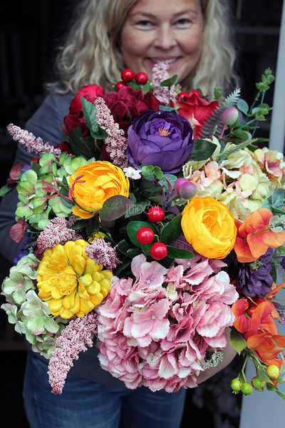 Mgła nad Polami jesienna kompozycja kwiatowa / bukiet w koszu 37x55x40cm 