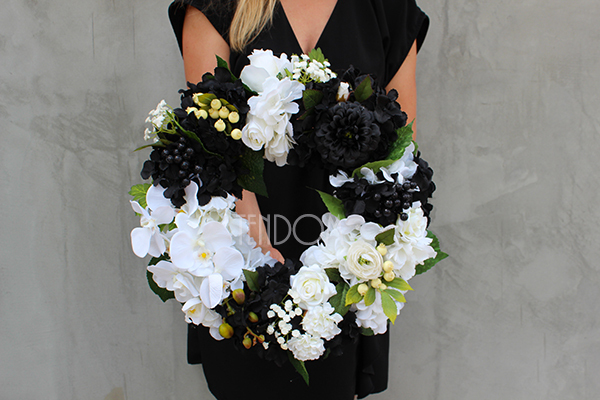 biało-czarny wianek Black&White, śr.44cm 