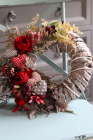 atrakcyjny walentynkowy wianek z sercami, Bello, śr.35cm  