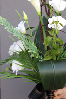 Karlitto Premium, komplet dekoracji nagrobnych z kallą i eustomą, kompozycja + bukiet 