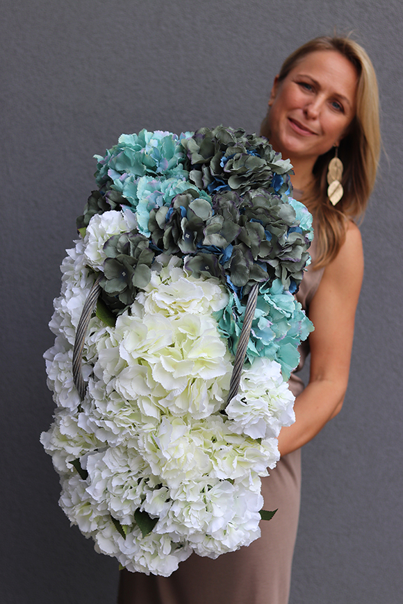 bogaty kosz z hortensjami Provance Sea wys.30cm, szer.60cm 