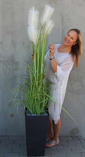 Primadonna, sztuczna trawa w grafitowej donicy, wys.185cm